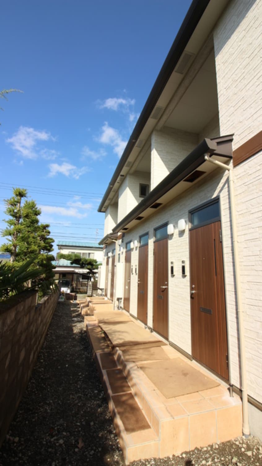 エントランス部分 シャリオン