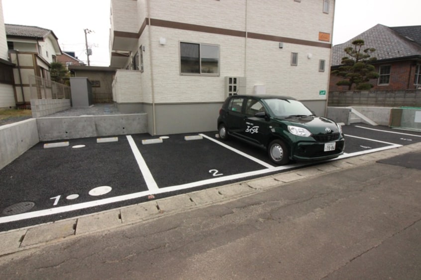 駐車場 シャリオン