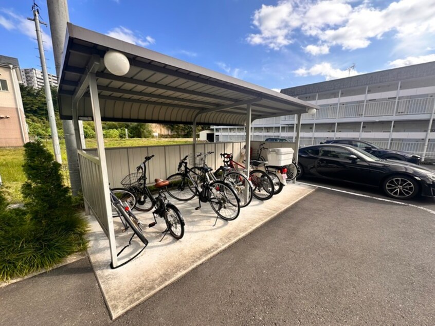 駐輪場 リバーサイドガーデン