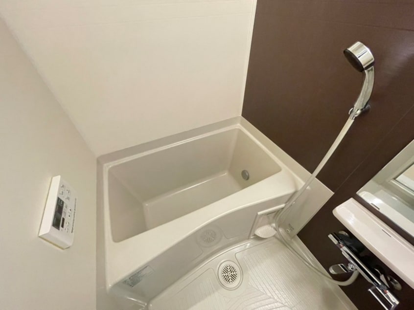 バス／シャワールーム等 リバーサイドガーデン