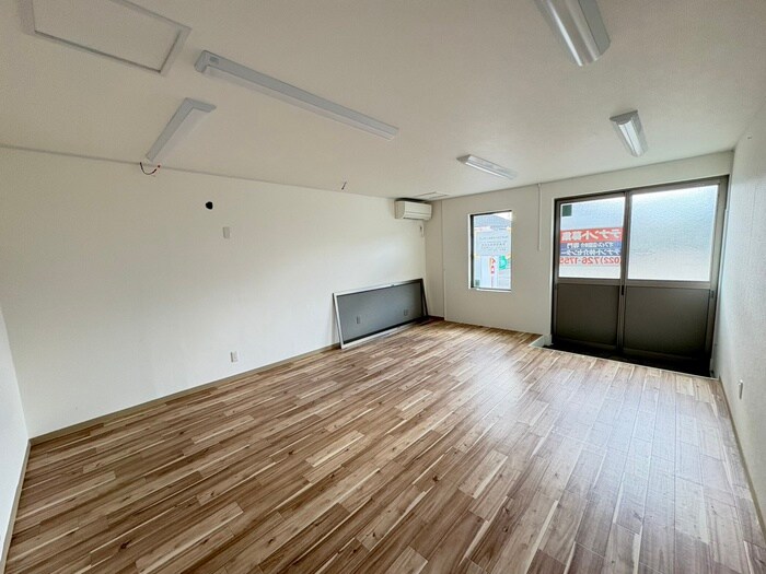 居室 佐松ｱﾊﾟ-ﾄ