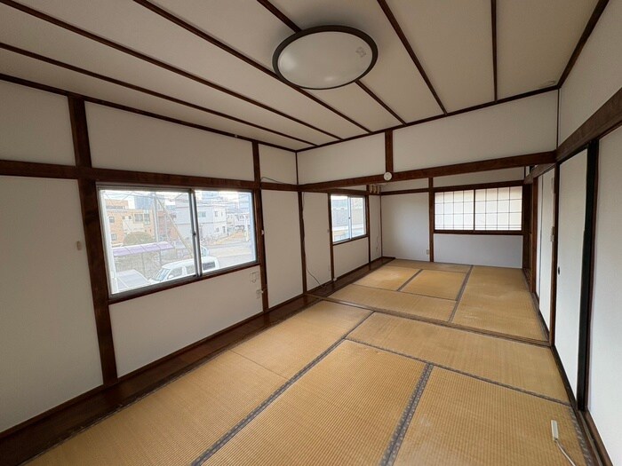 居室 佐松ｱﾊﾟ-ﾄ