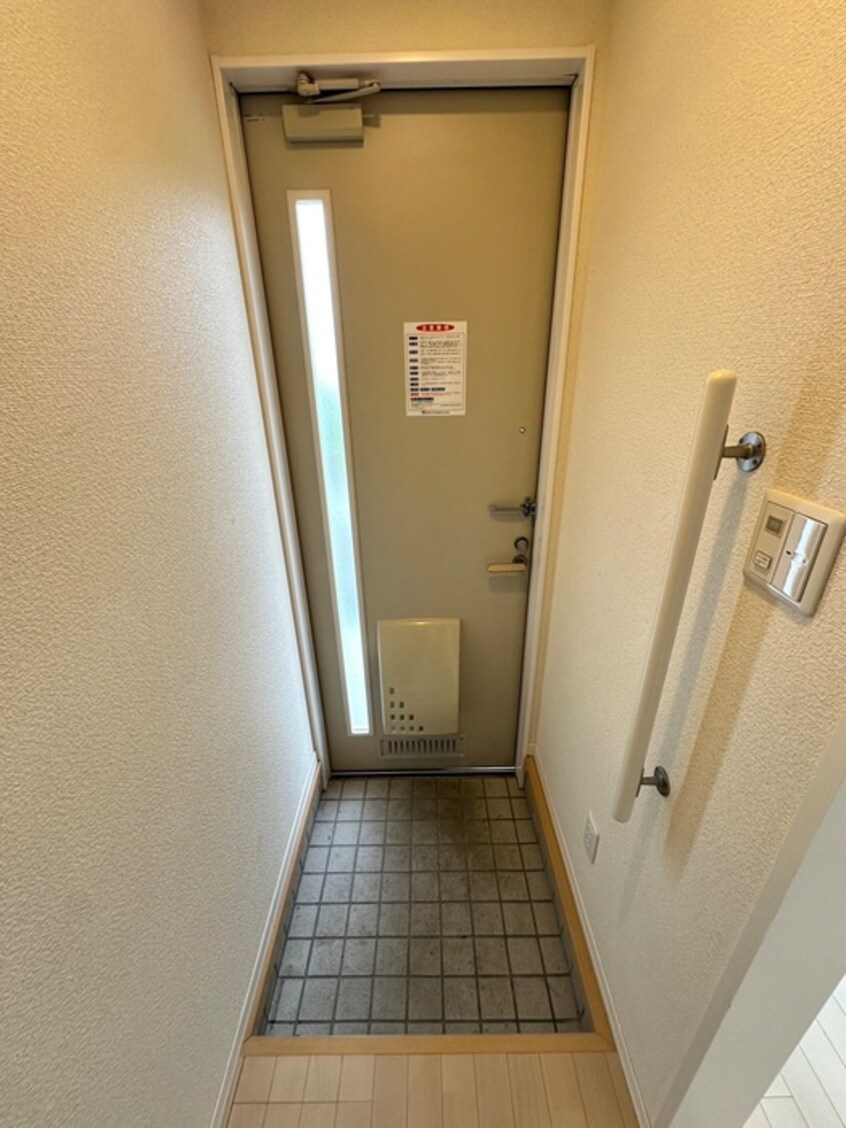 玄関 シャーメゾン城