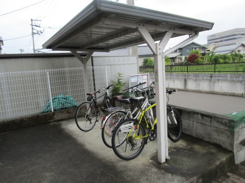 駐輪場 パ－クヴィラⅡ