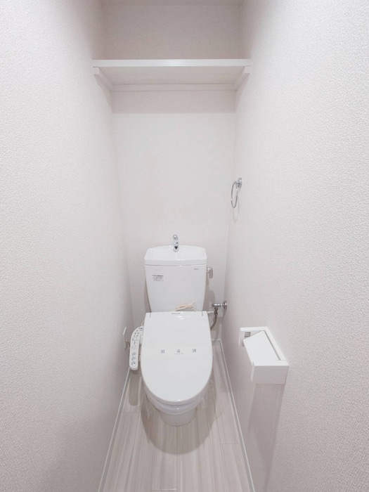 トイレ グランリアーレ荒井駅前