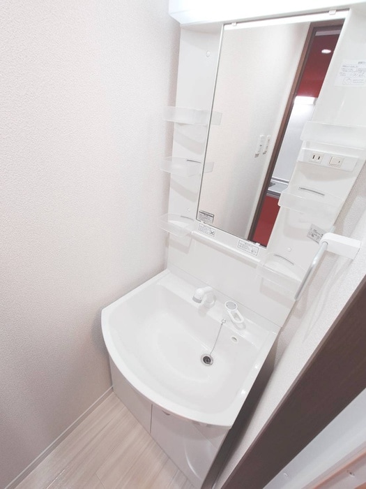 洗面 グランリアーレ荒井駅前