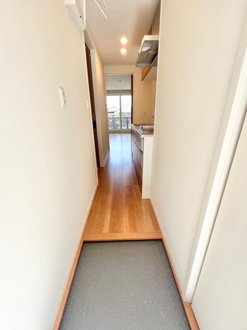 玄関 Casa Feliz B棟