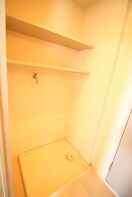 洗濯機置場 ロイヤルヒルズ柳生２