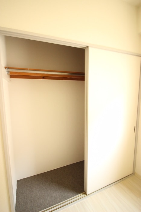 収納 ロイヤルヒルズ柳生２