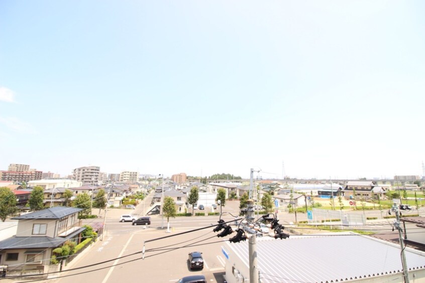 室内からの展望 ロイヤルヒルズ柳生２