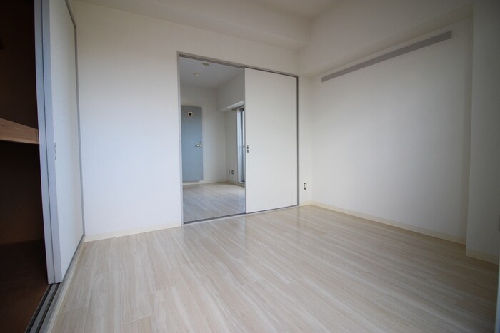 居室 ロイヤルヒルズ柳生２