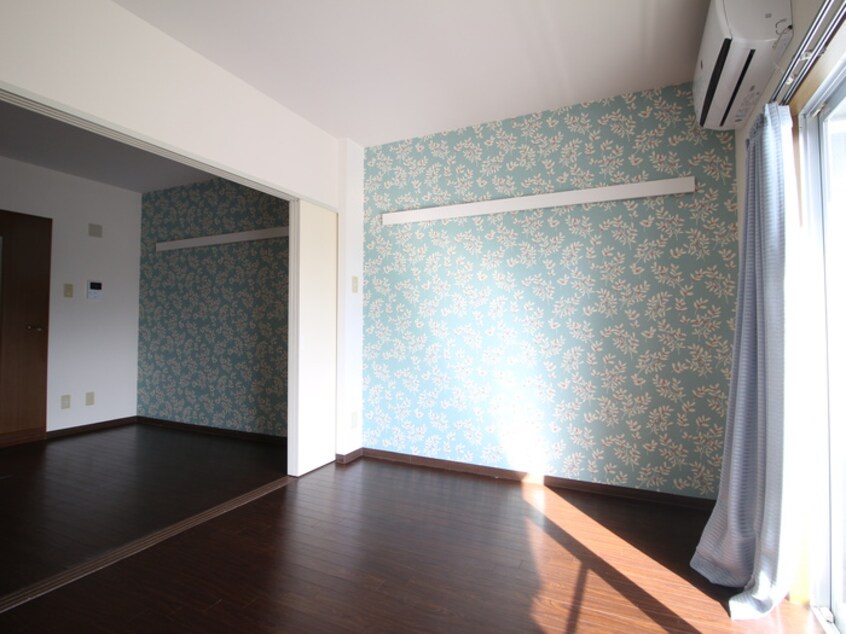 居室 ロイヤルアネックス連坊