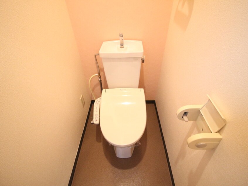 トイレ ロイヤルアネックス連坊