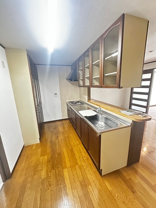 キッチン 名取ビル富弥