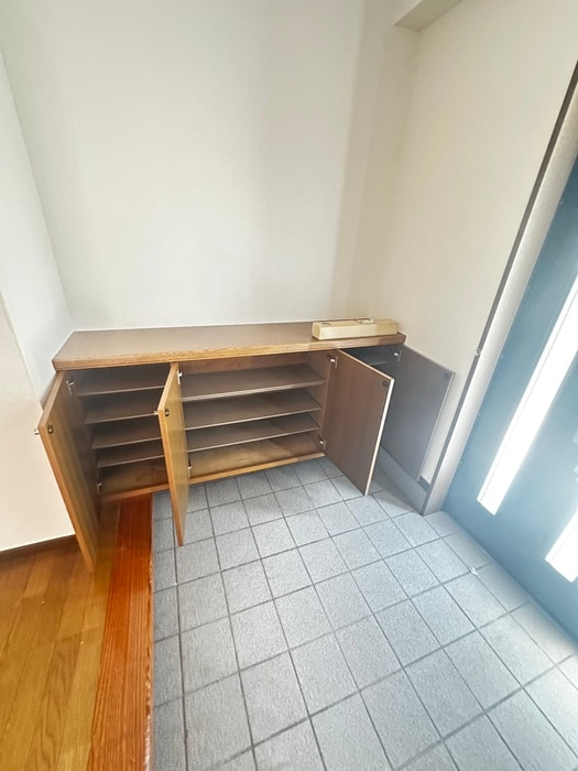 靴箱 名取ビル富弥