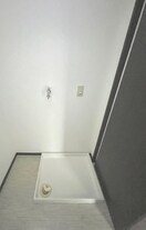 洗濯機置場 ロイヤルヒルズ台原Ⅰ