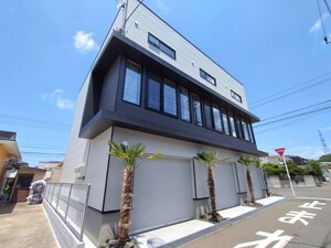 Garage Lusso B