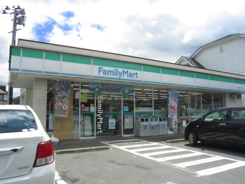 ファミリーマート　栗生四丁目店(コンビニ)まで1200m サンコ－ポ庄子