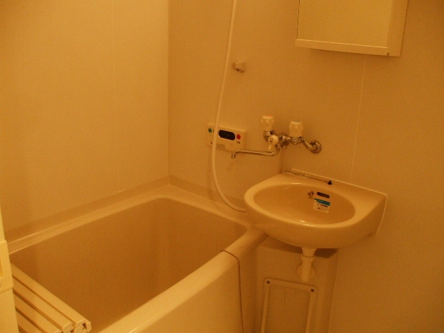 バス／シャワールーム等 コ－ジ－コ－トこもれび館