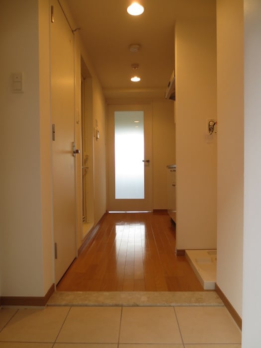 廊下 コ－ジ－コ－トひだまり館