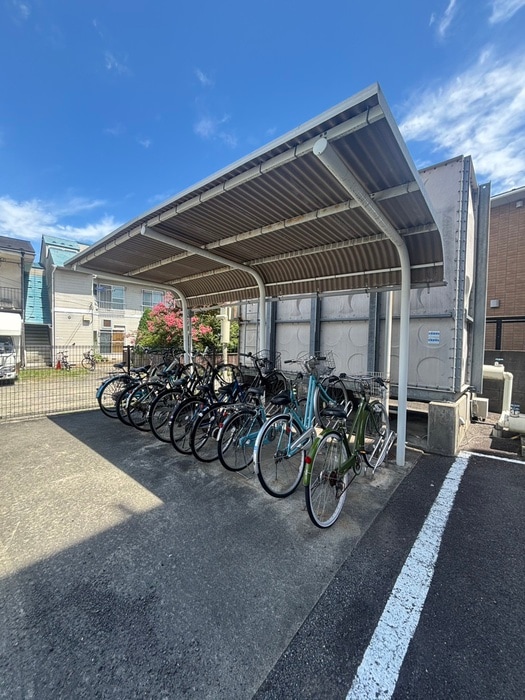 駐輪場 小田原ｳｪﾙｺｰﾄ
