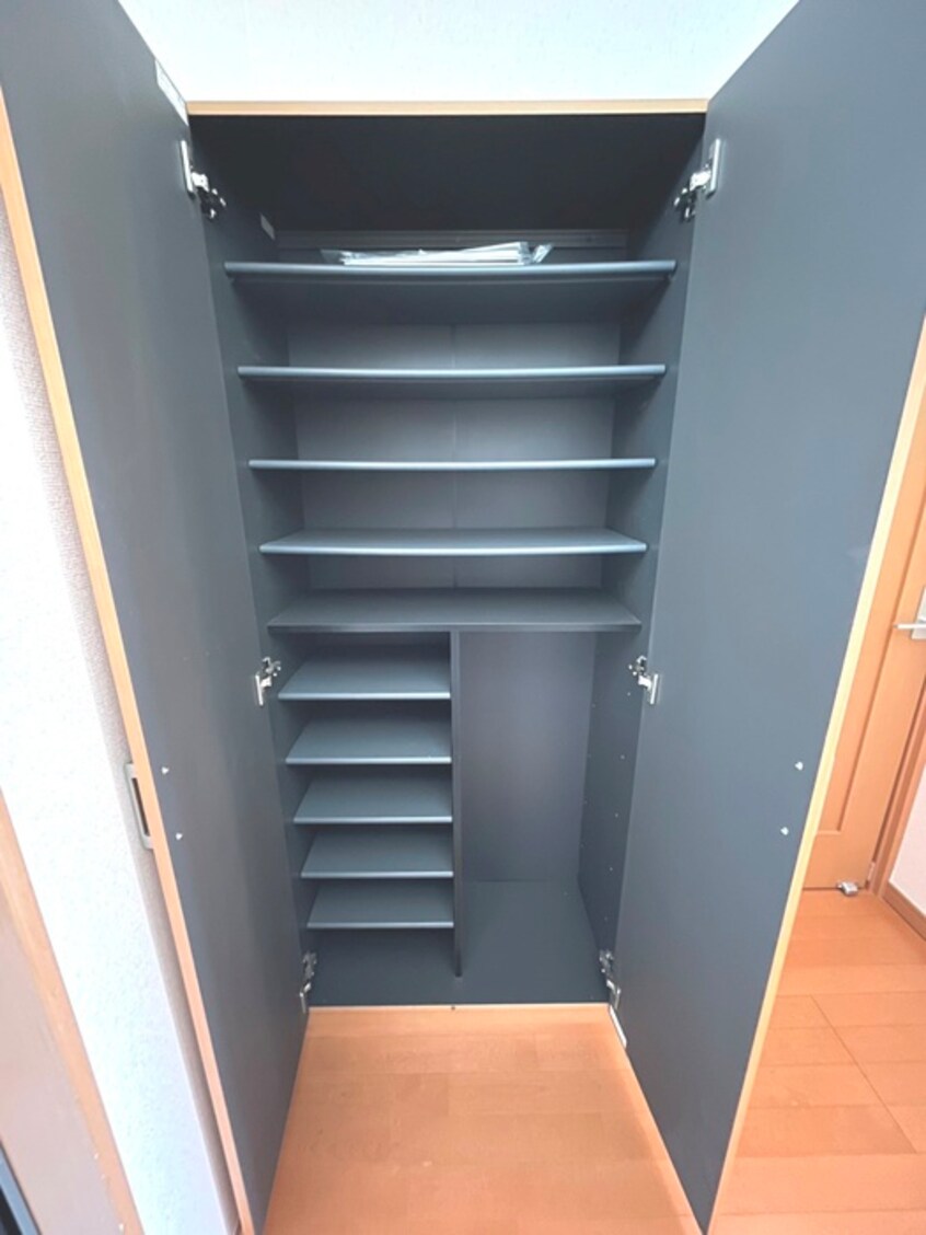 靴箱 ＷＩＳＨ原ノ町ノ－ス