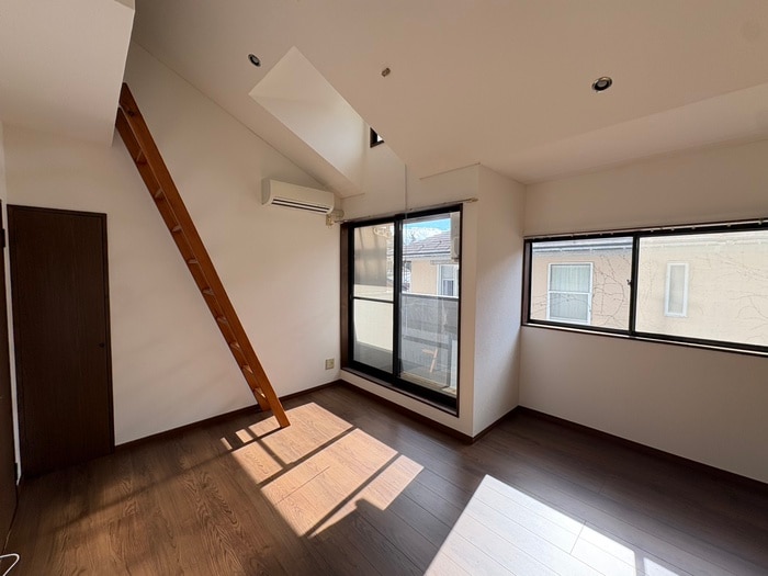 居室 コ－トアルファム－ンリオ