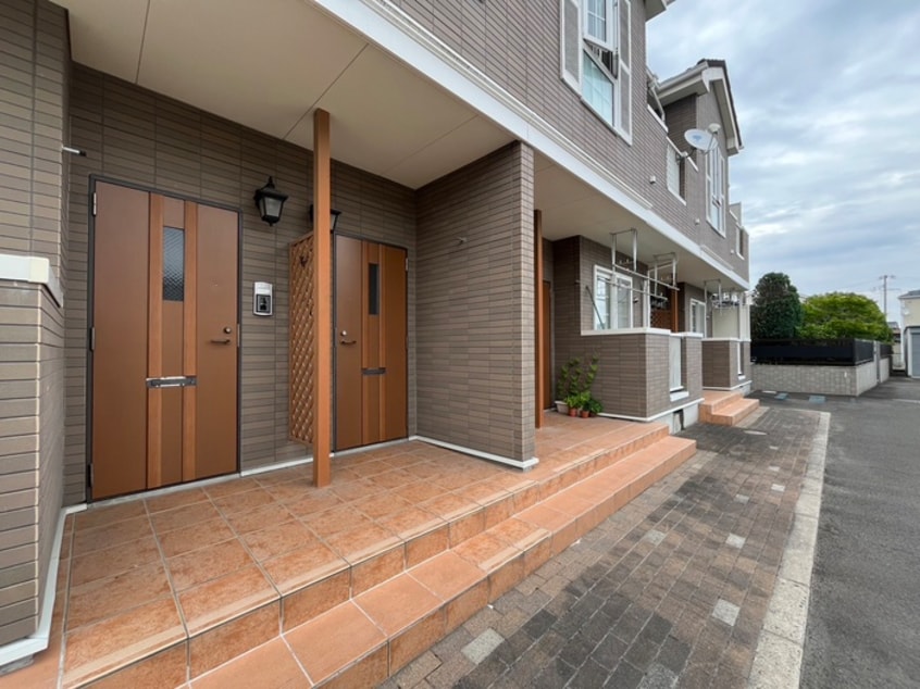 エントランス部分 ル・ソレイユ