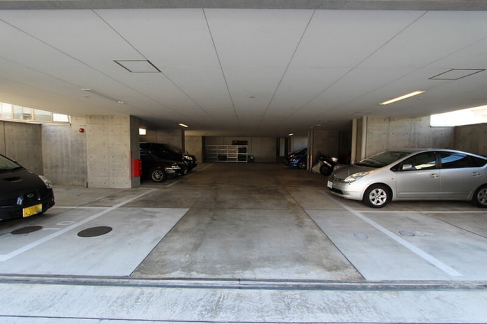 駐車場 ヴィラマ－ル河原町
