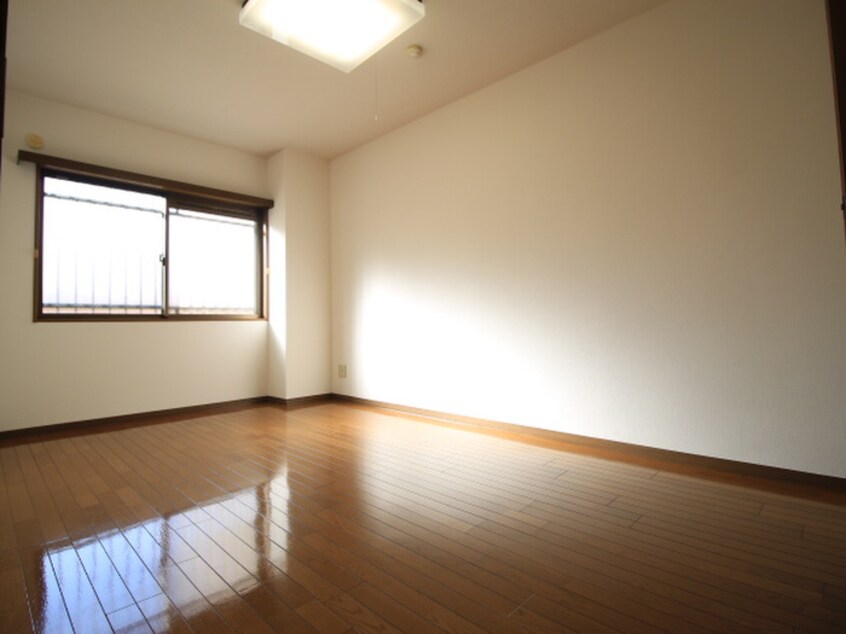 居室 上杉五番館