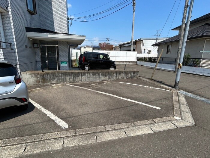 駐車場 ドミール長町