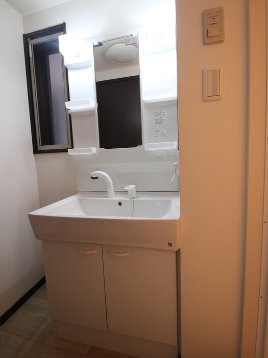 洗面 ＰＩＳＯ　ＦＯＲＴＵＮＡ