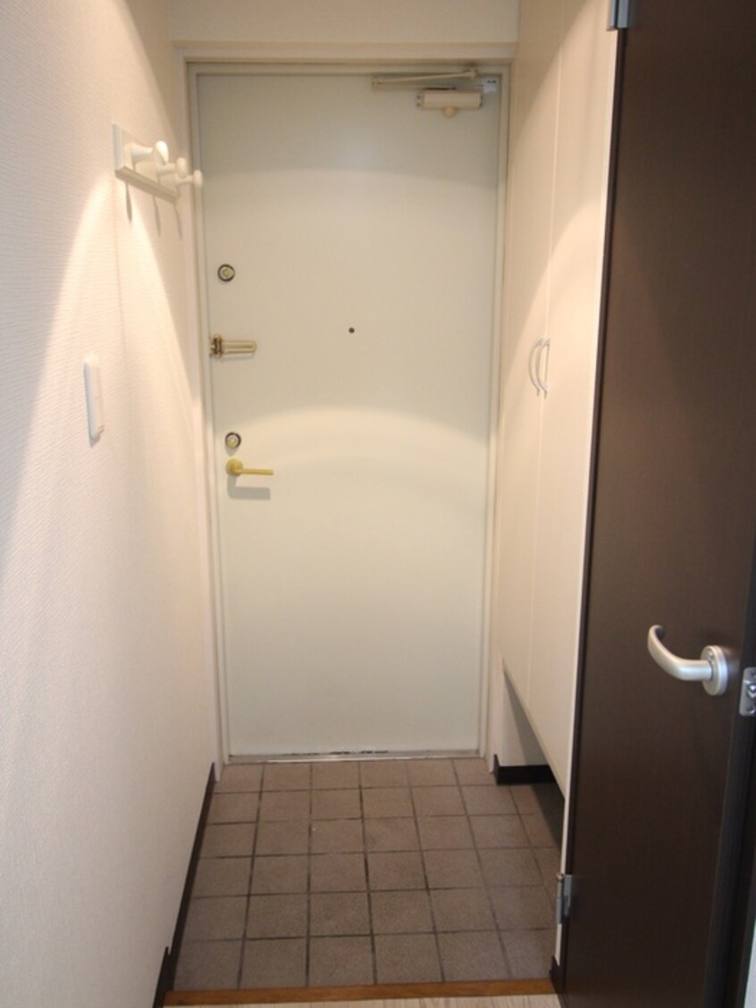 玄関 ＰＩＳＯ　ＦＯＲＴＵＮＡ