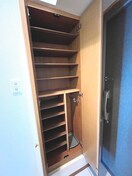 靴箱 アニバ－サリ－第九木町通