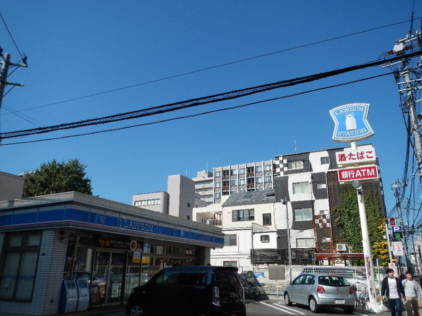 ローソン仙台二日町中央店(コンビニ)まで88m ベルフィオ－レ二日町