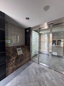 エントランス部分 ﾃﾞｨ-ｸﾚｽﾄ太子堂駅前Ｅａｓｔ