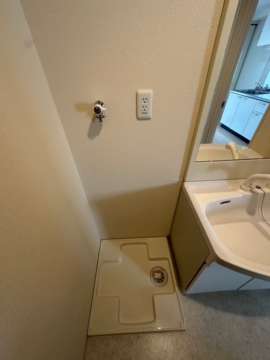 洗濯機置場 サンヴァ－リオ新田駅前Ⅶ