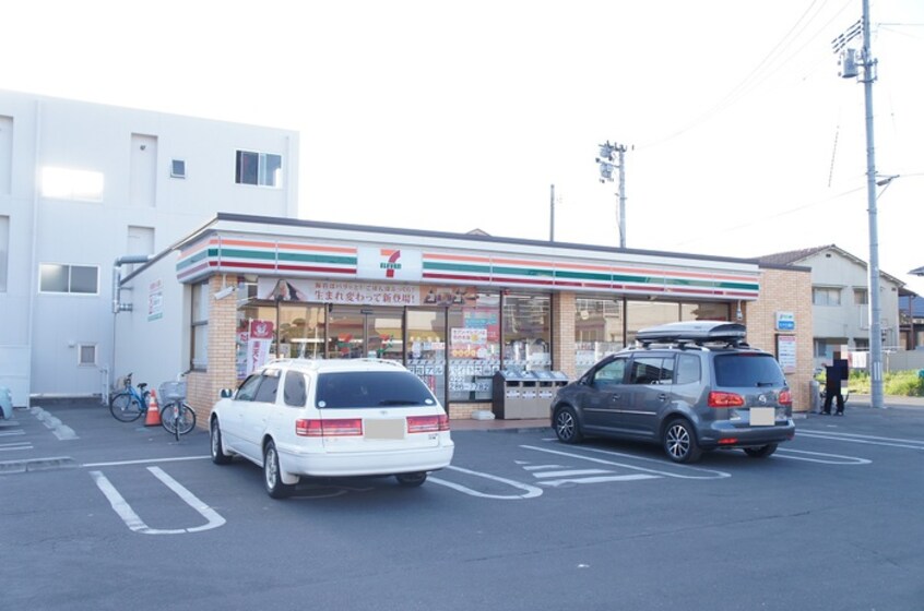 セブン-イレブン 仙台南小泉１丁目店(コンビニ)まで600m コンフォ－ル南小泉