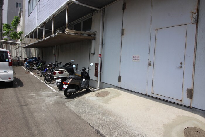 駐輪場 エスペランス日泉