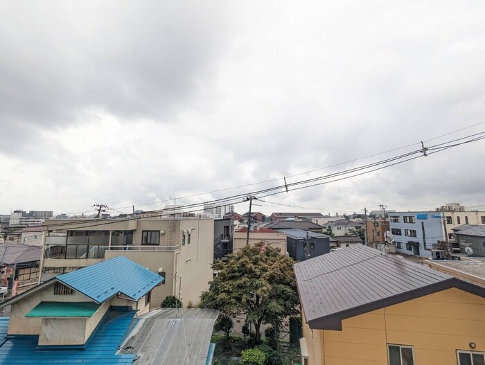 室内からの展望 エスペランス日泉