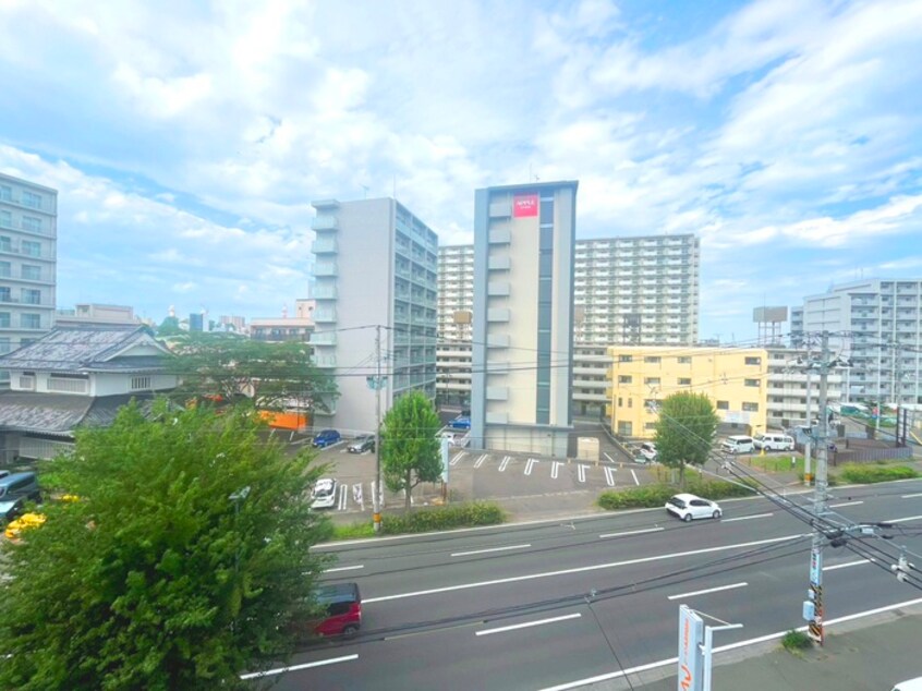 室内からの展望 ｳﾞｨｱｰﾚ木ノ下二丁目ﾏﾝｼｮﾝ