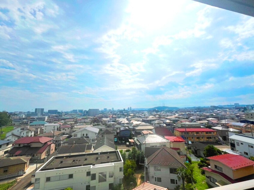 室内からの展望 ｳﾞｨｱｰﾚ木ノ下二丁目ﾏﾝｼｮﾝ