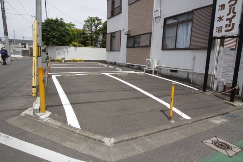 駐車場 ﾊﾟｰｸﾊｲﾂ清水沼