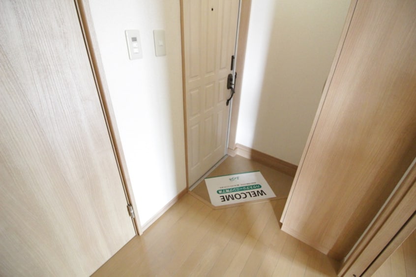 玄関 ﾊﾟｰｸﾊｲﾂ清水沼