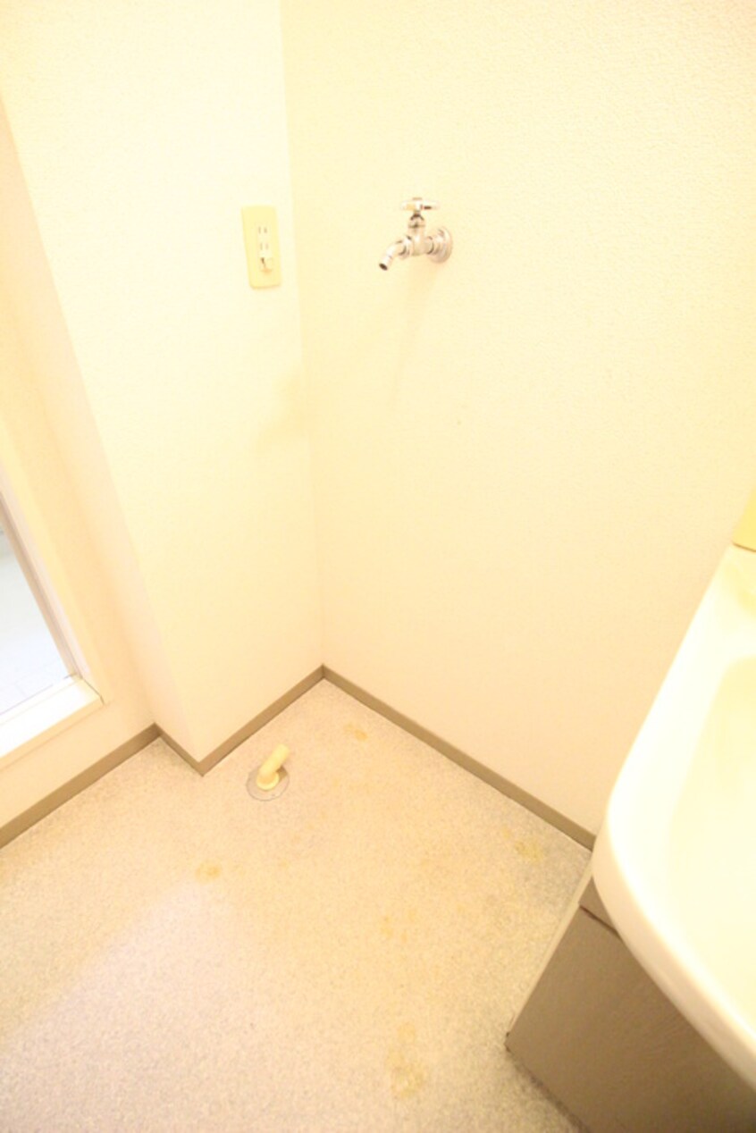 洗濯機置場 ハイカム－ル柧Ｅ