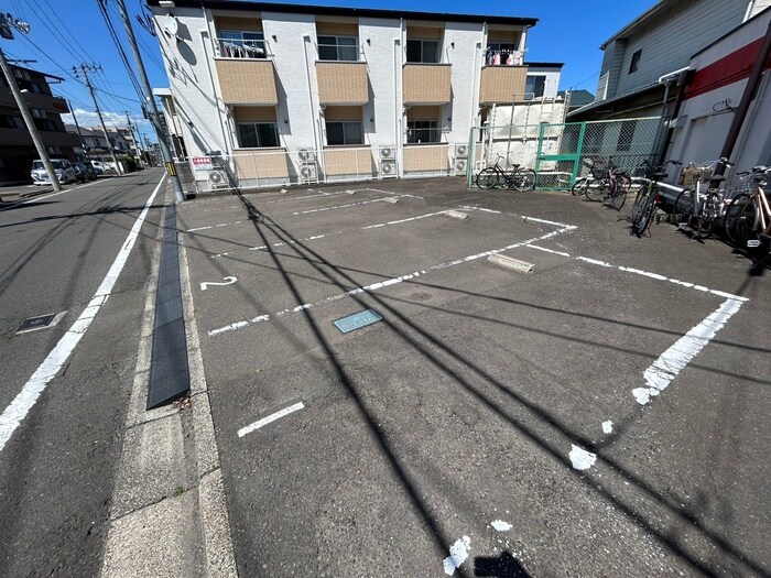 駐車場 ﾗﾎﾟｰﾙﾋﾞﾙ