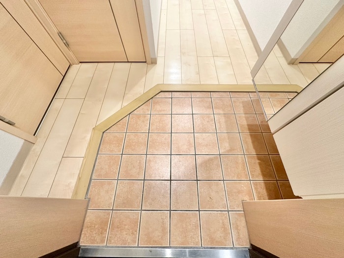 玄関 エテルノ河原町