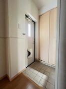 玄関 ル・リアンA