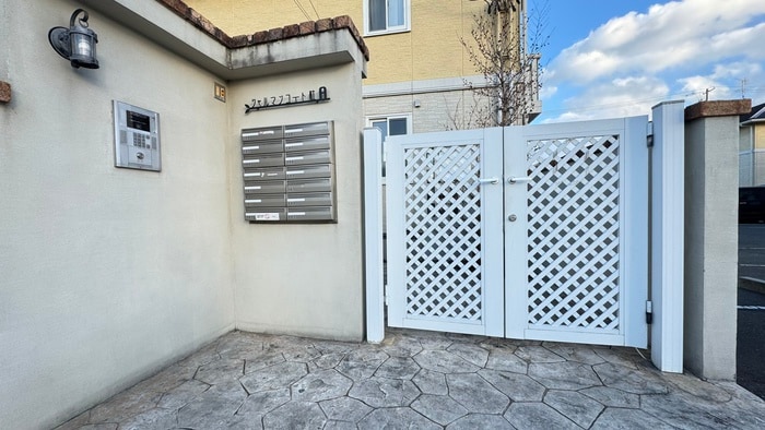 エントランス部分 シャルマンコ－ト杜A