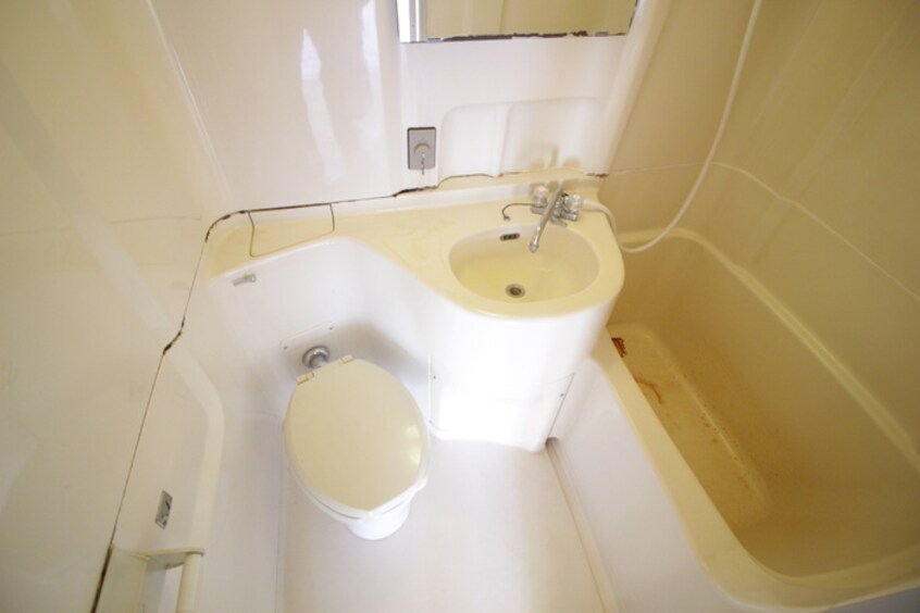 バス／シャワールーム等 アゼリアハイツ